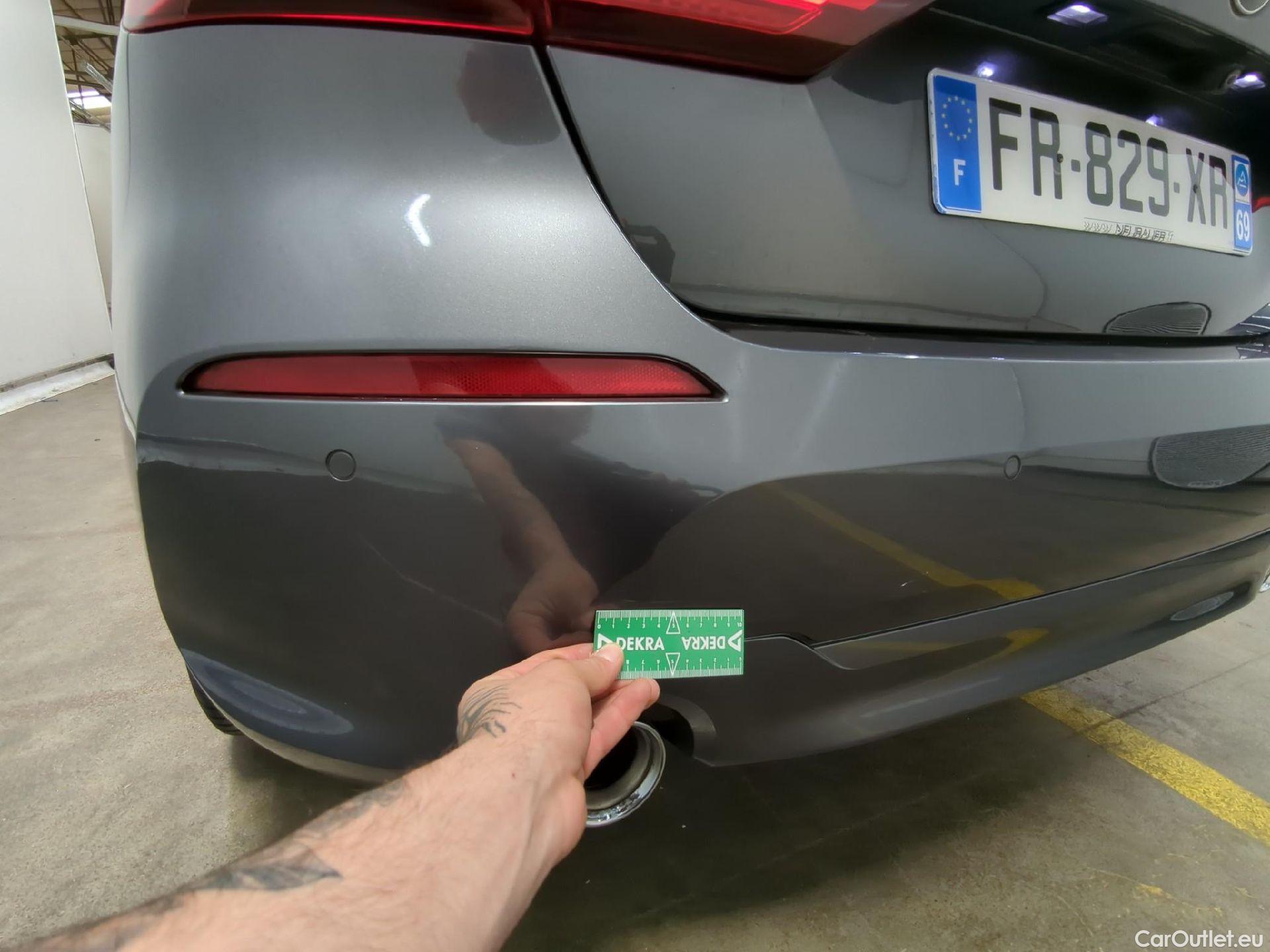  Bmw  Serie 1 Série 1 Berline 120 d Lounge 2.0 190CV BVA8 E6d #21