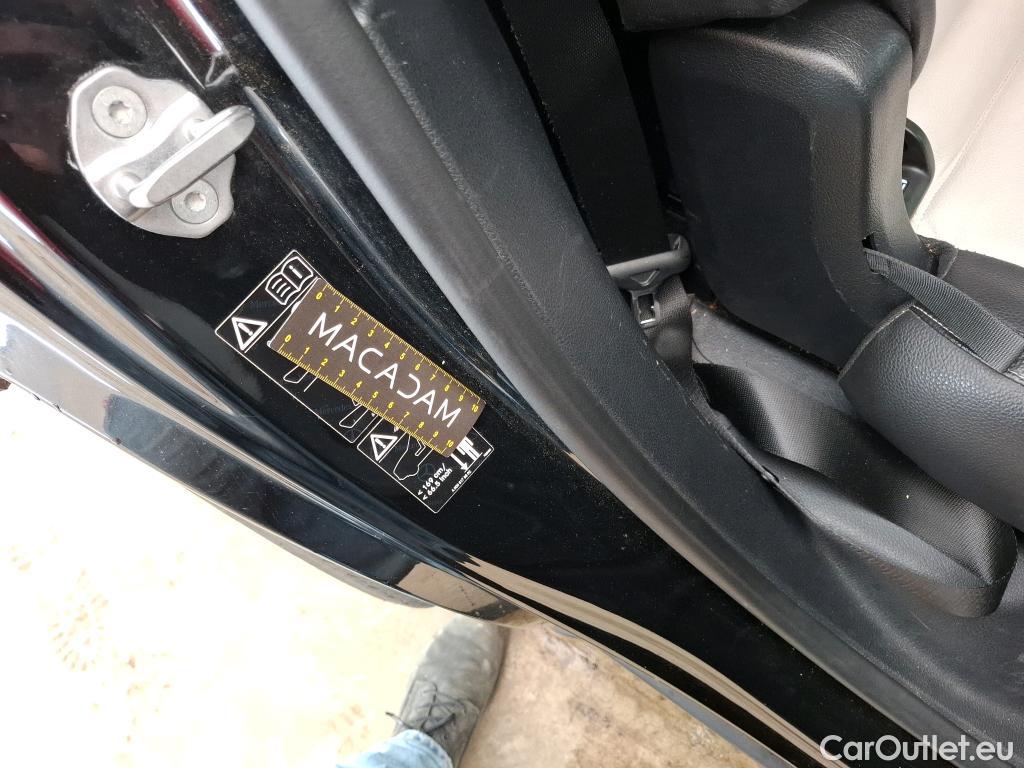  Mercedes  GLB MERCEDES-BENZ  / 2019 / 5P / SUV  200 d AMG Line #19