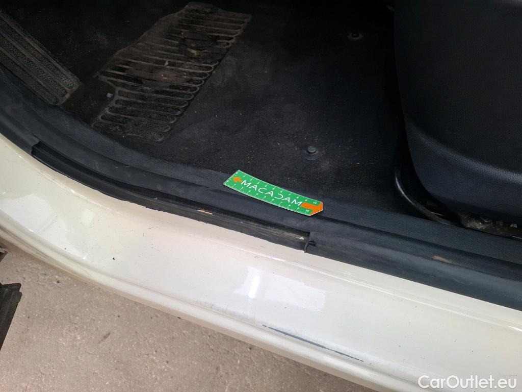 Renault  Captur  Business 0.9 TCe 90CV BVM5 E6 #46