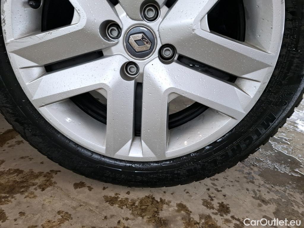  Renault  Clio  V Business 1.6 E-TECH Hybrid 140CV BVA6 E6d #40