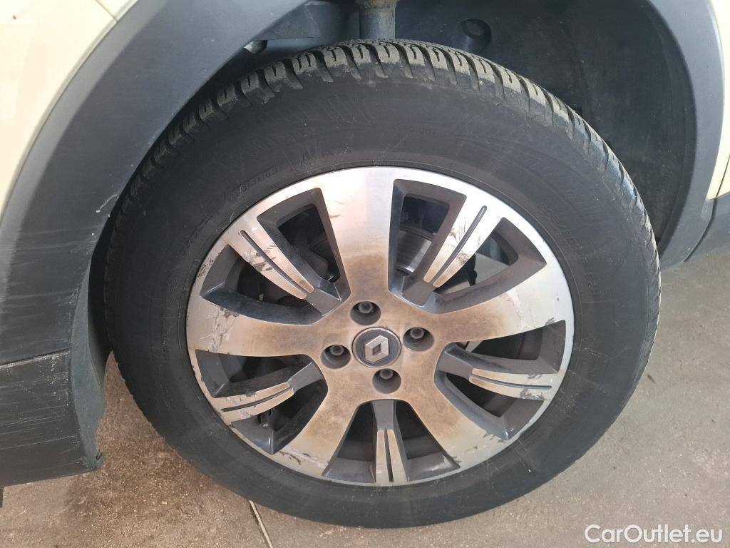  Renault  Captur  Business 0.9 TCe 90CV BVM5 E6 #42