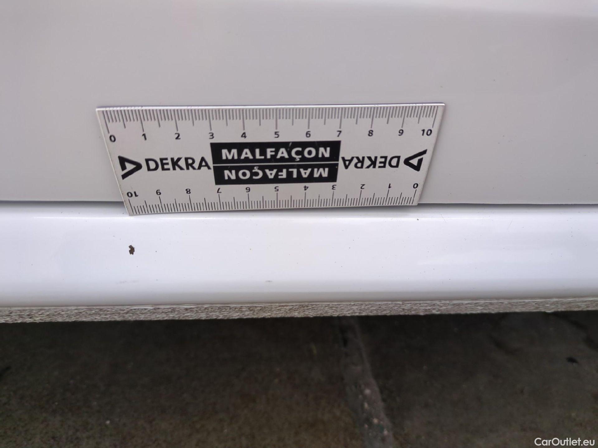  Peugeot  208  Affaire Premium Pack 1.2 80CV BVM5 E6dT #36