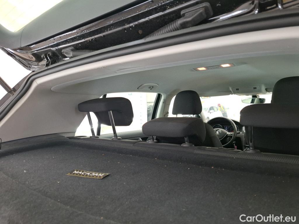  Volkswagen  Golf  VII Berline Connect Start-Stopp 1.0 TSI 115CV BVA7 E6dT #50