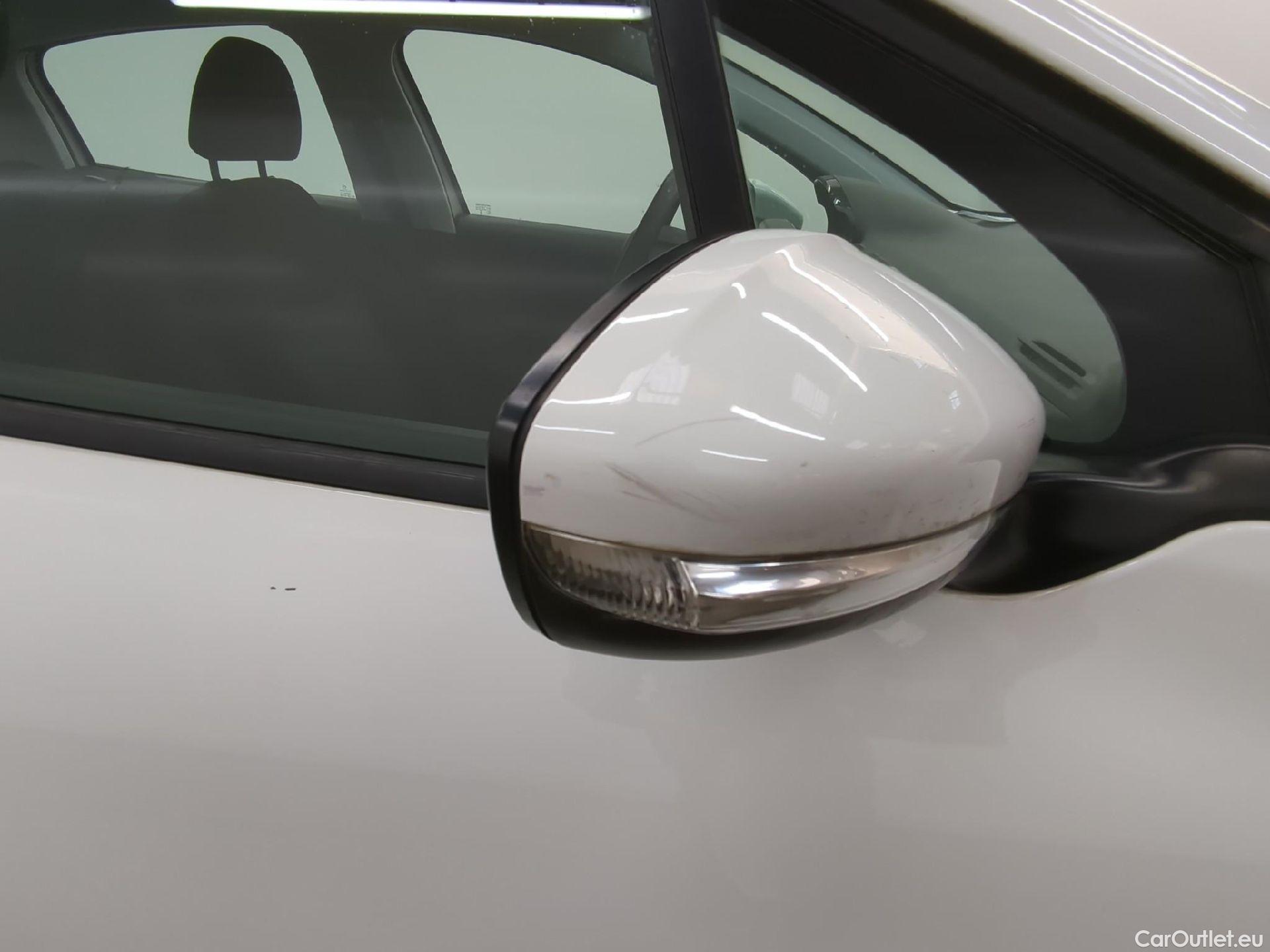  Peugeot  208  Affaire Premium Pack 1.5 HDi 100CV BVM5 E6dT #30