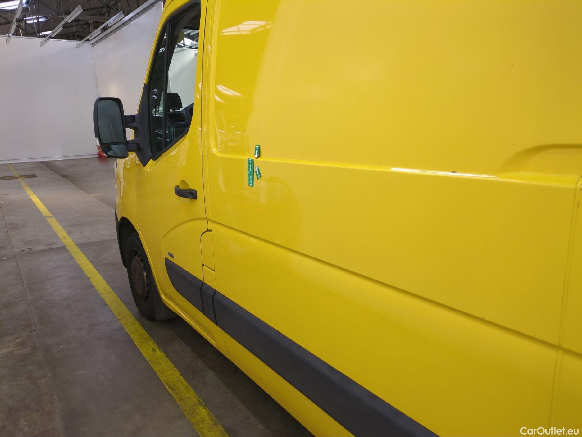  Renault  Master RENAULT  / 2019 / 4P / Fourgon tôlé FG Z.E.Tr CF F3100 L2H2 R75 AI - 19 #22