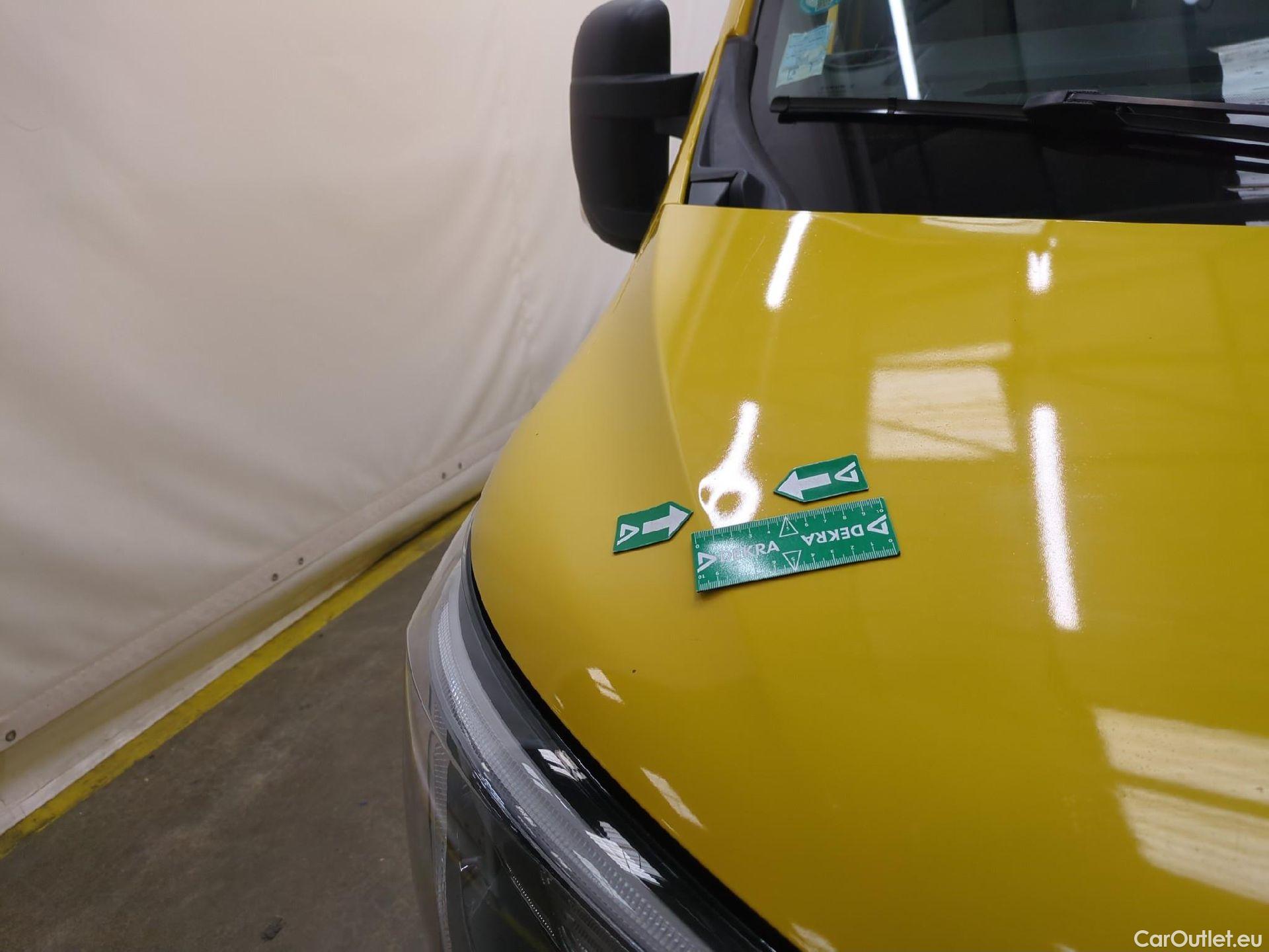  Renault  Master RENAULT  / 2019 / 4P / Fourgon tôlé FG Z.E.Tr CF F3100 L2H2 R75 AI - 19 #10