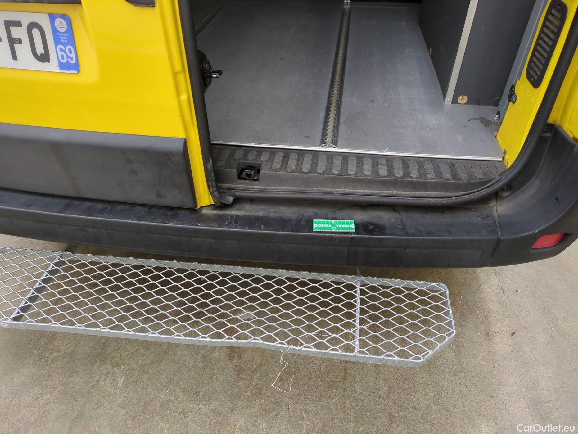  Renault  Master RENAULT  / 2019 / 4P / Fourgon tôlé FG Z.E.Tr CF F3100 L2H2 R75 AI - 19 #26
