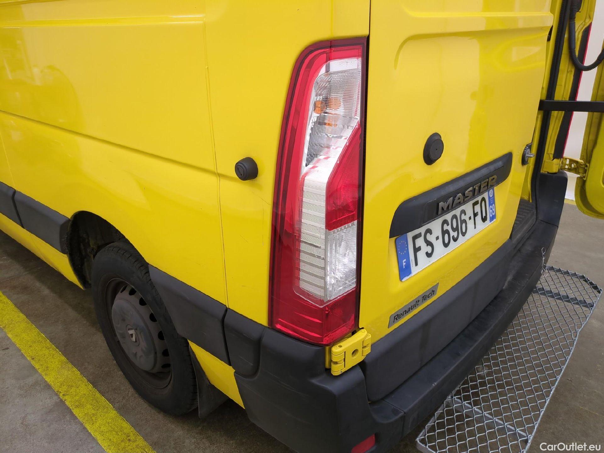  Renault  Master RENAULT  / 2019 / 4P / Fourgon tôlé FG Z.E.Tr CF F3100 L2H2 R75 AI - 19 #24