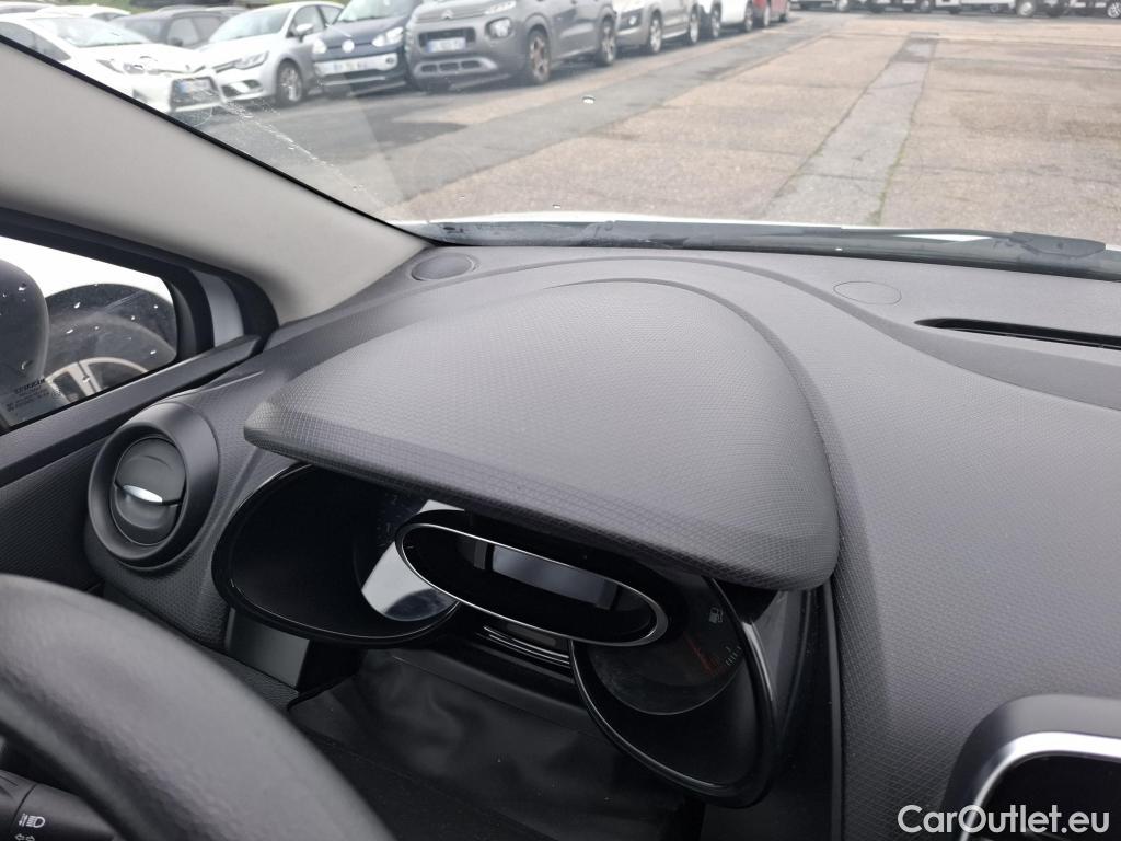  Renault  Clio RENAULT  Société VU 5p Berline Air dCi 75 #31