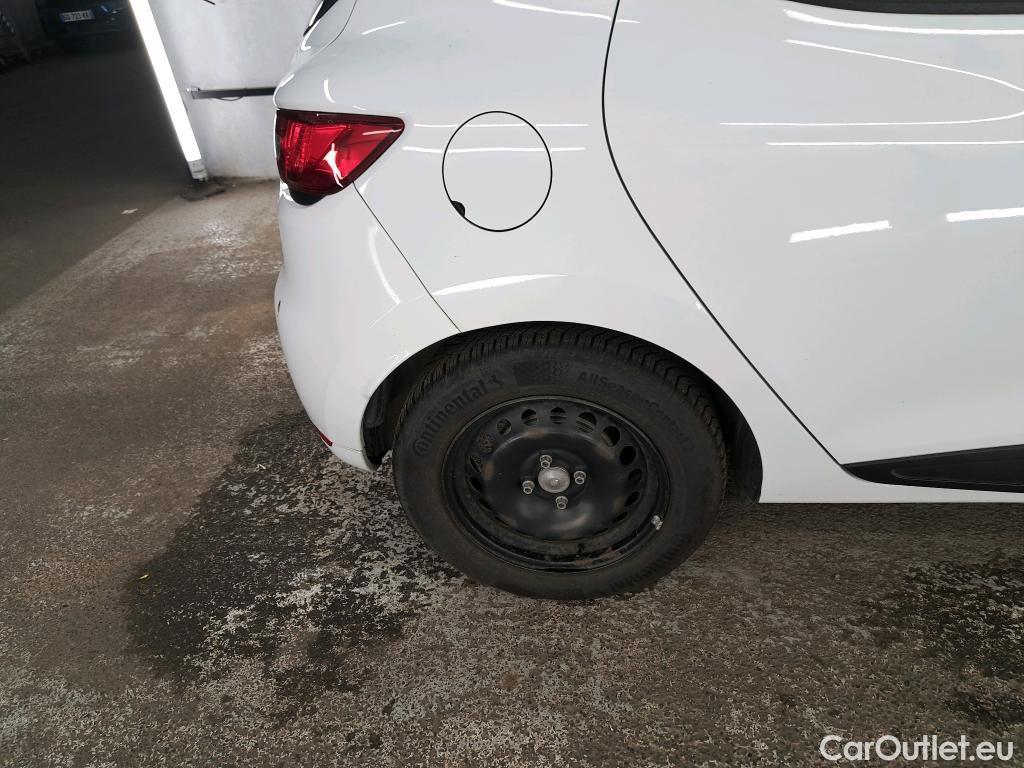  Renault  Clio  IV Air MediaNav 1.5 dCi 75CV BVM5 E6 #11