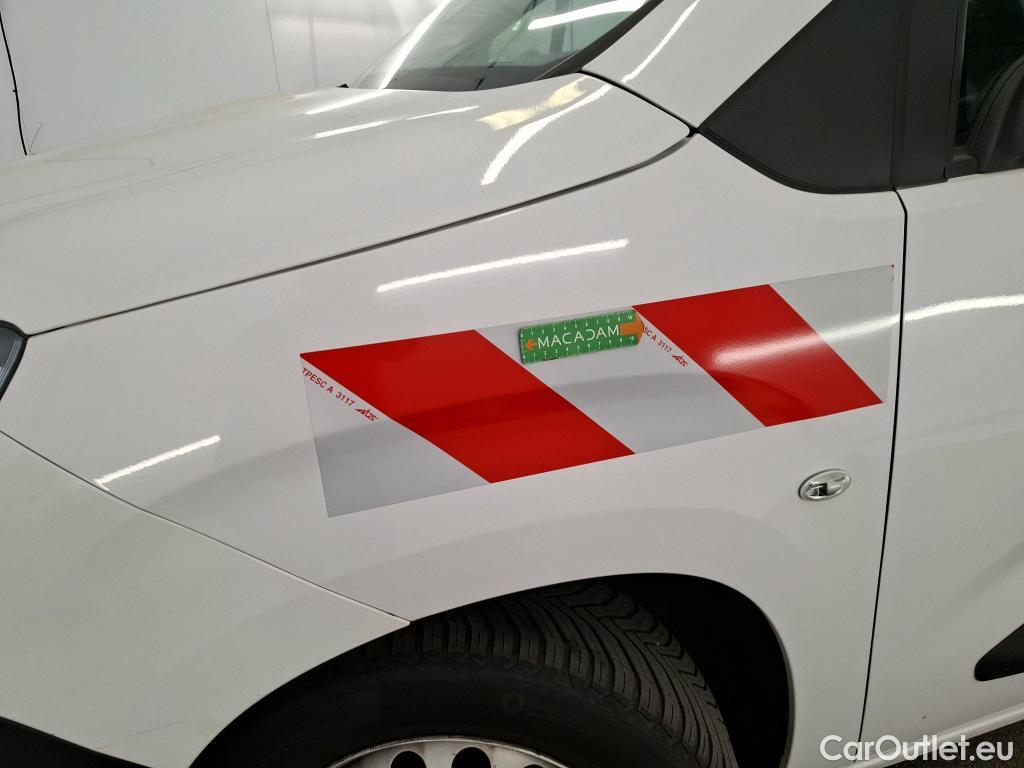  Citroen  Berlingo  Fourgon Worker M 1000 1.2 PureTech 130CV BVA8 E6d
 #42