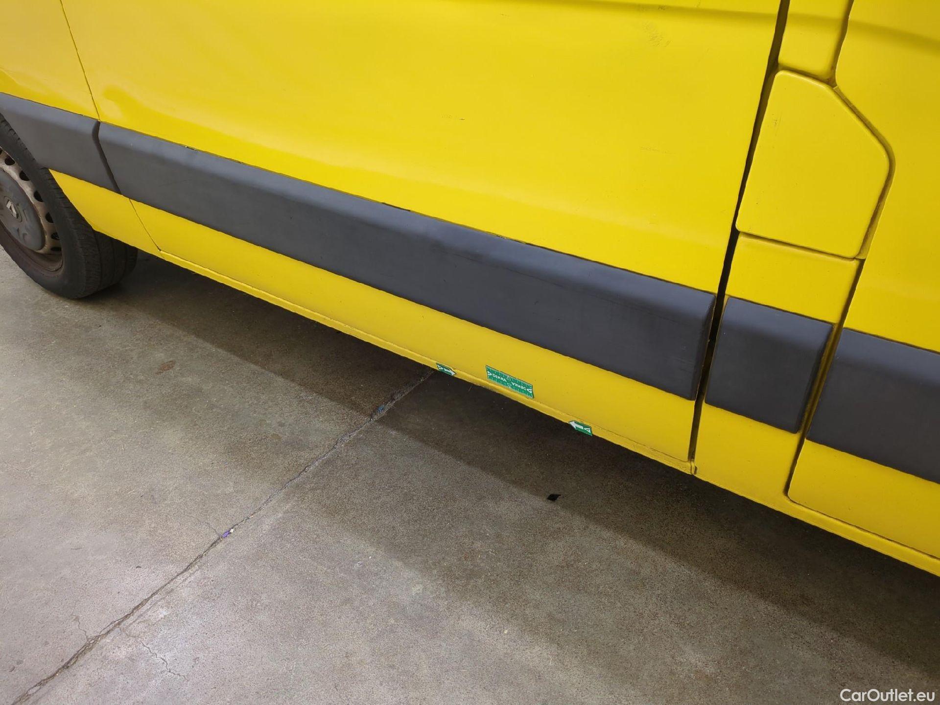  Renault  Master RENAULT  / 2019 / 4P / Fourgon tôlé FG Z.E.Tr CF F3100 L2H2 R75 AI - 19 #51