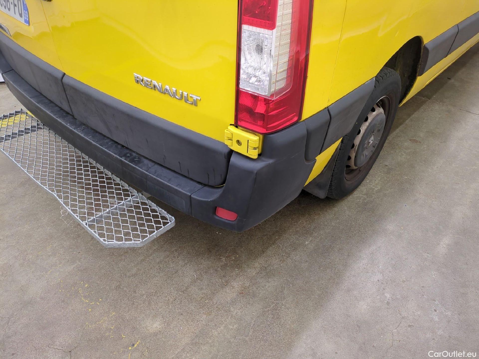  Renault  Master RENAULT  / 2019 / 4P / Fourgon tôlé FG Z.E.Tr CF F3100 L2H2 R75 AI - 19 #42