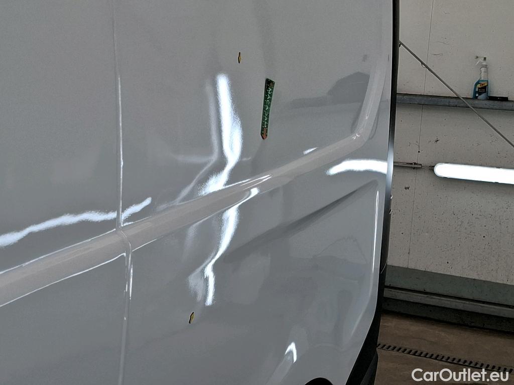  Renault  Trafic RENAULT  VU 4p Fourgon FG GCF L2H1 1300 dCi 120 #4