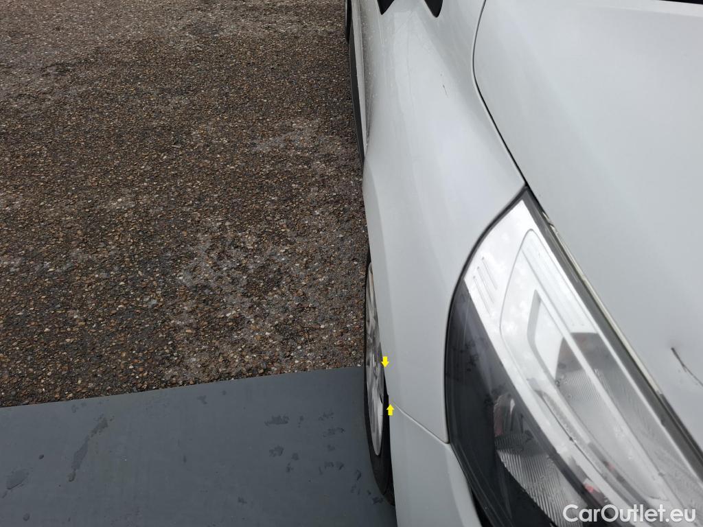  Renault  Clio RENAULT  Société VU 5p Berline Air dCi 75 #20