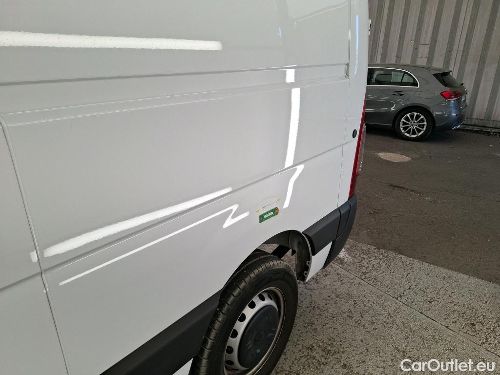  Renault  Master RENAULT  / 2019 / 4P / Fourgon tôlé FG Tr CF F3300 L2H2 Blue dCi 135 #1