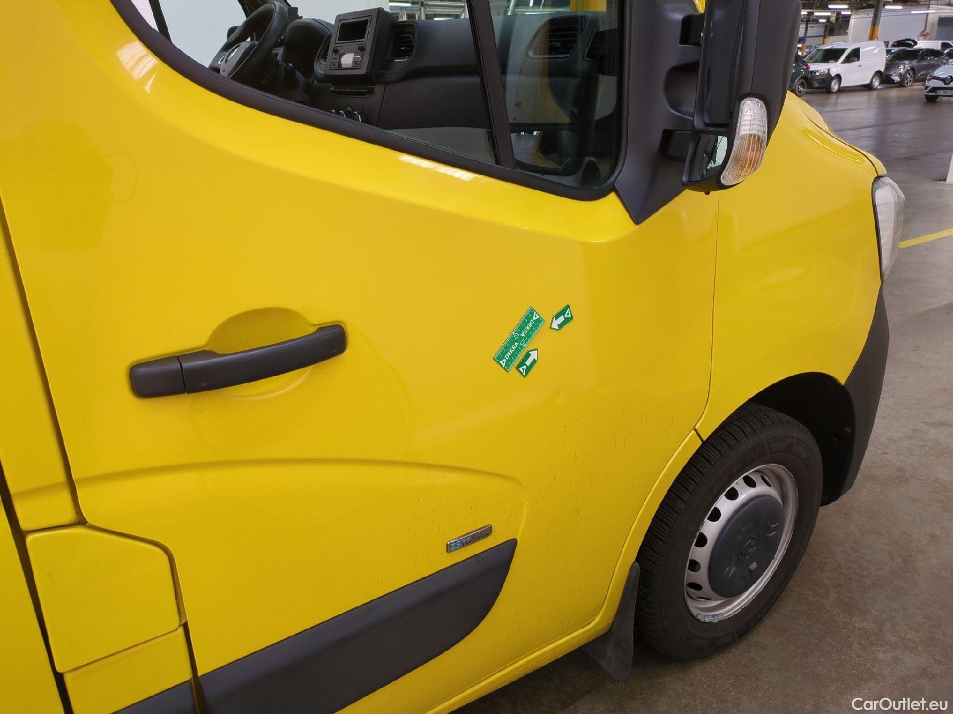  Renault  Master RENAULT  / 2019 / 4P / Fourgon tôlé FG Z.E.Tr CF F3100 L2H2 R75 AI - 19 #56