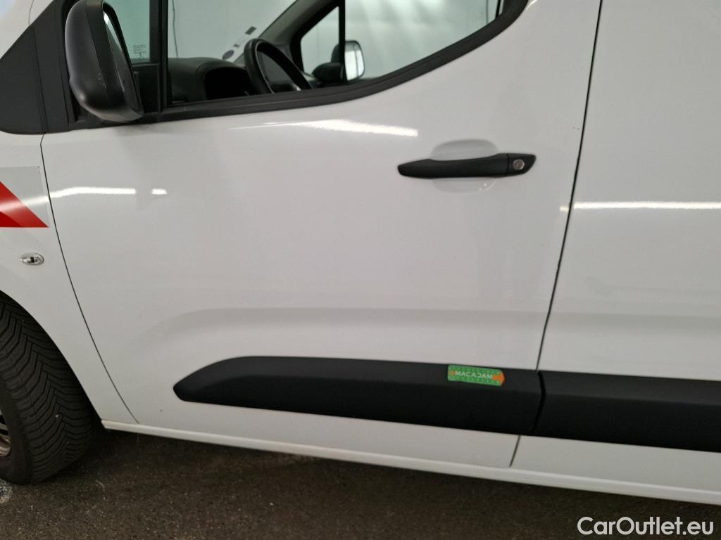  Citroen  Berlingo  Fourgon Worker M 1000 1.2 PureTech 130CV BVA8 E6d
 #38