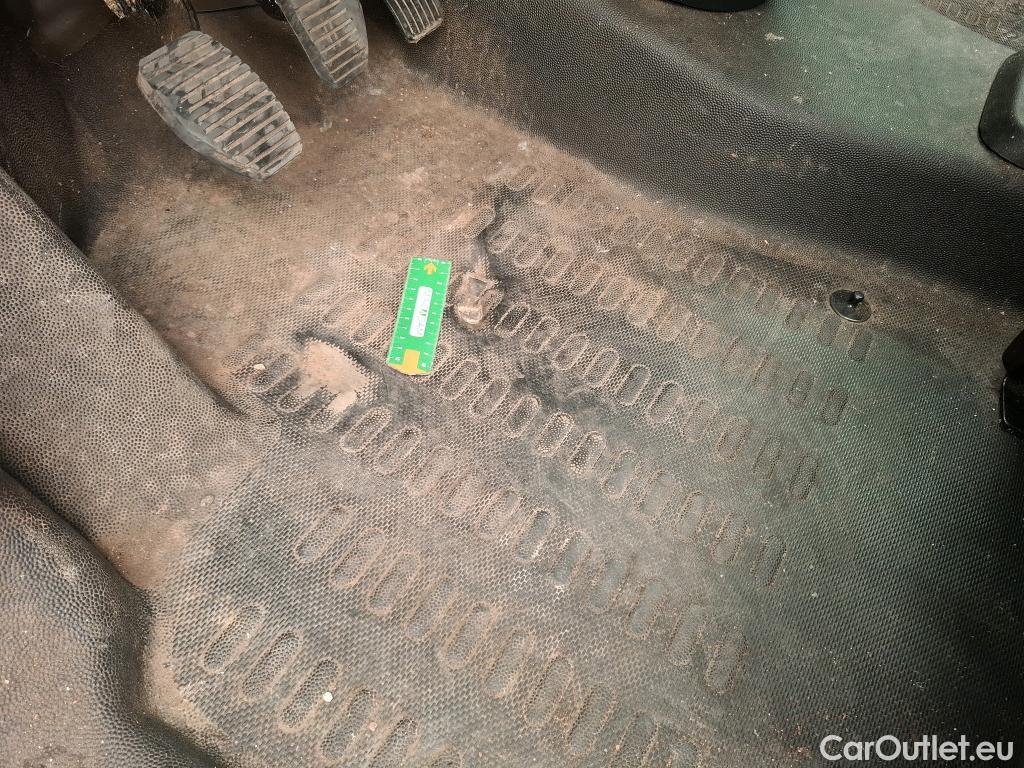  Citroen  Berlingo  Fourgon Club L1 (Court) 1.6 BlueHDi 75CV BVM5 E6 #17