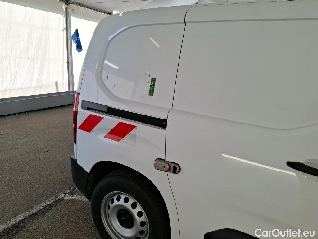  Citroen  Berlingo  Fourgon Worker M 1000 1.2 PureTech 130CV BVA8 E6d
 #1