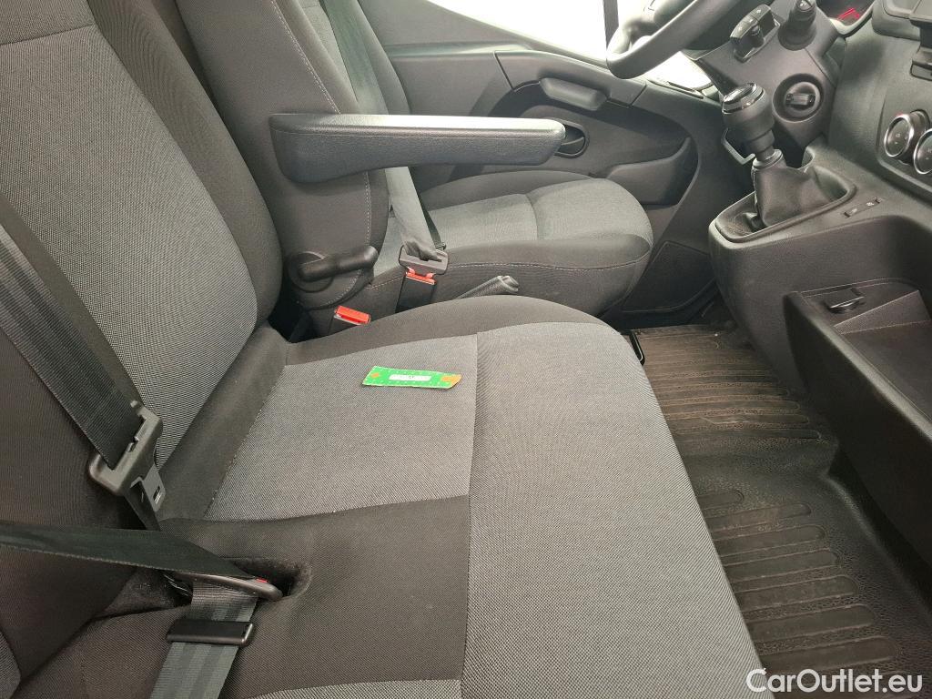  Renault  Master RENAULT  / 2019 / 4P / Fourgon tôlé FG Tr CF F3300 L2H2 Blue dCi 135 #10