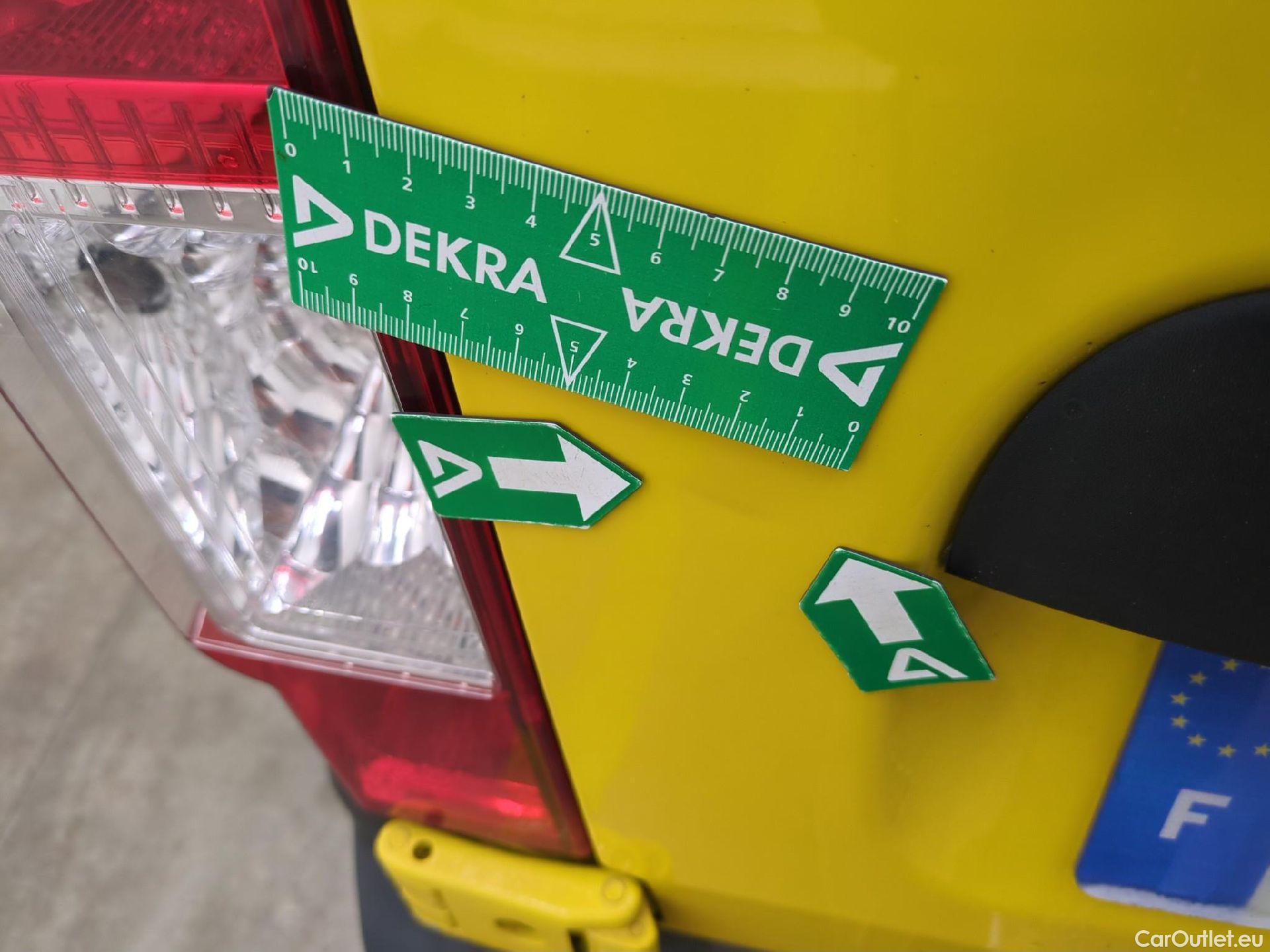  Renault  Master RENAULT  / 2019 / 4P / Fourgon tôlé FG Z.E.Tr CF F3100 L2H2 R75 AI - 19 #33