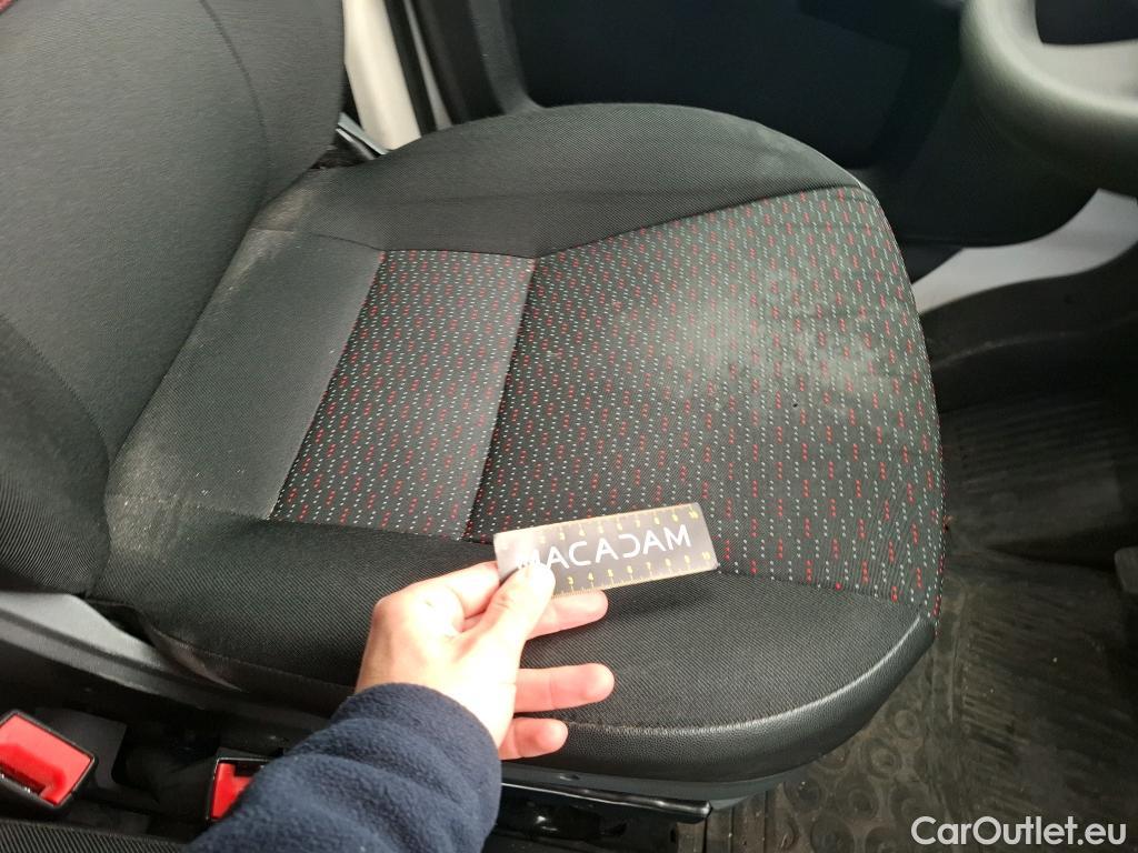  Citroen  Jumper CITROEN  / 2014 / 4P / Fourgon tôlé 30 L1H1 BlueHDi 120 S&S BVM6 Driver #38