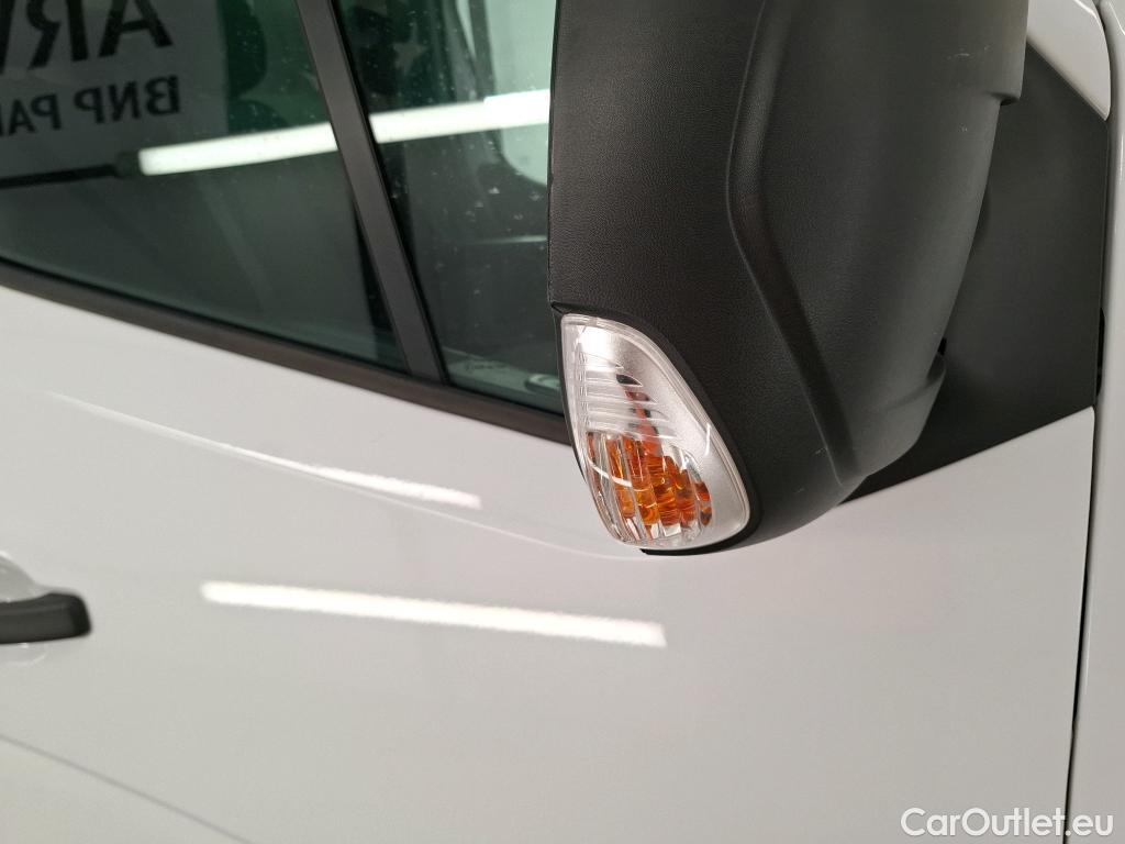  Renault  Master RENAULT  / 2019 / 4P / Fourgon tôlé FG Tr CF F3300 L2H2 Blue dCi 135 #8