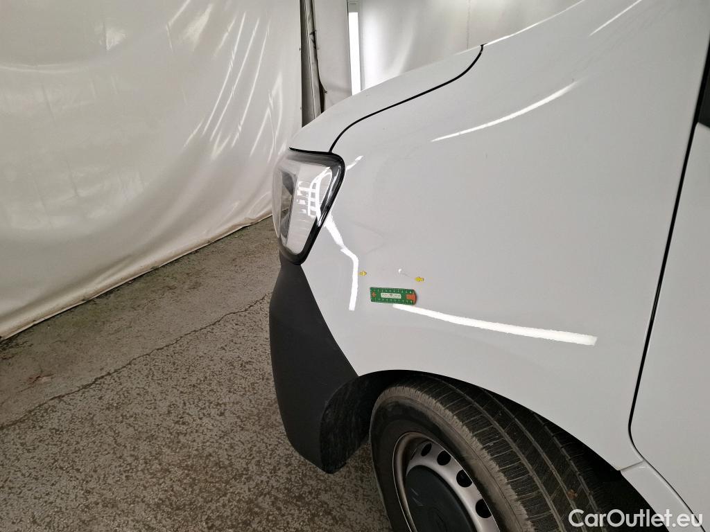  Renault  Master RENAULT  / 2019 / 4P / Fourgon tôlé FG Tr CF F3300 L2H2 Blue dCi 135 #6