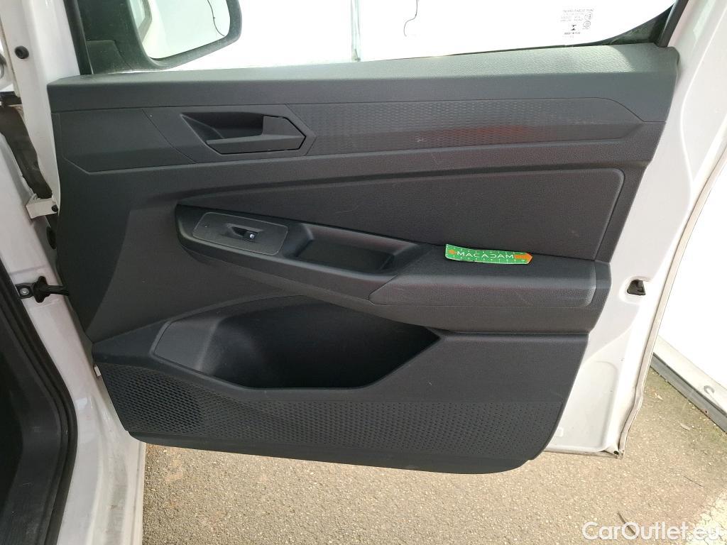  Volkswagen  Caddy VOLKSWAGEN  Cargo / 2020 / 4P / Fourgonnette 2.0 TDI 75ch Business #38