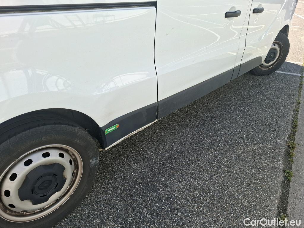  Renault  Trafic  Fourgon L2H1 3T Grand Confort 2.0 dCi 130CV BVM6 E6d #31