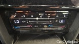  Volkswagen  Passat 2.0 TDI SCR DSG Elegance Variant #14