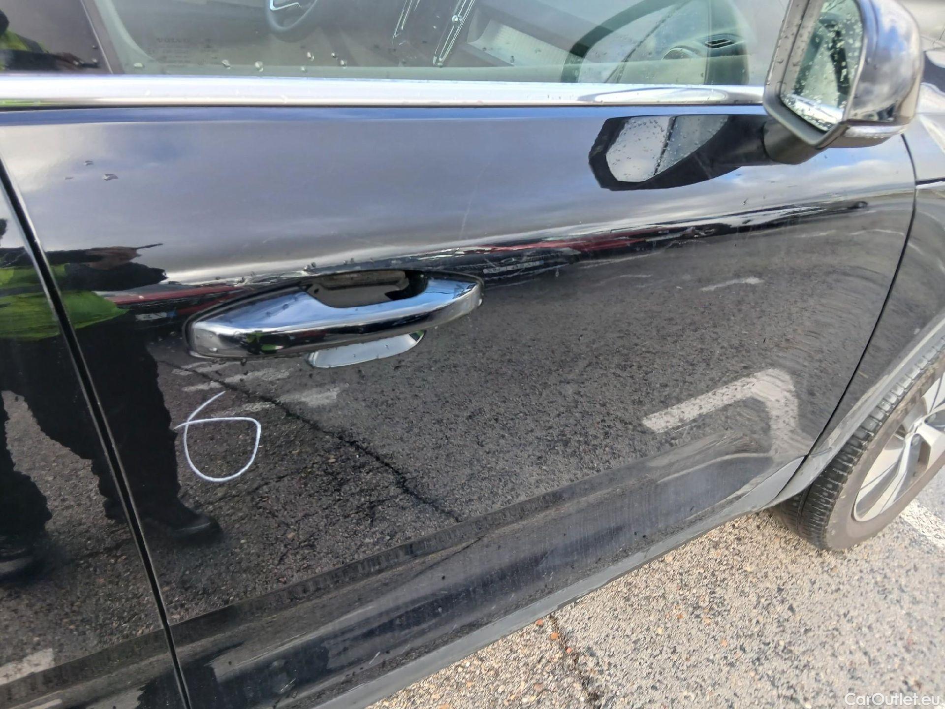  Volvo  XC 40 VOLVO XC40 / 2017 / 5P / todoterreno 1.5 T5 Twin Recharge Inscription Ex Auto #12
