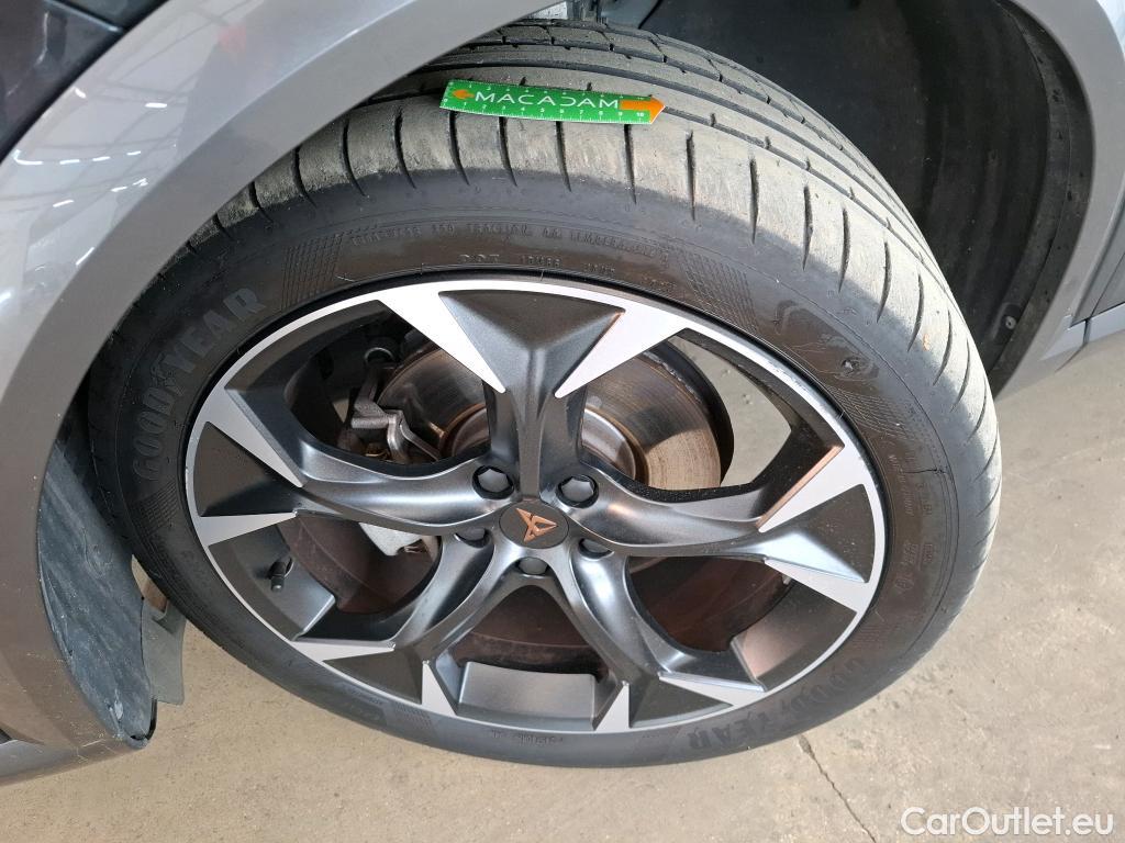  Cupra  Formentor CUPRA  / 2020 / 5P / SUV 1.4 e-HYBRID 204ch DSG6 Business Edition #3