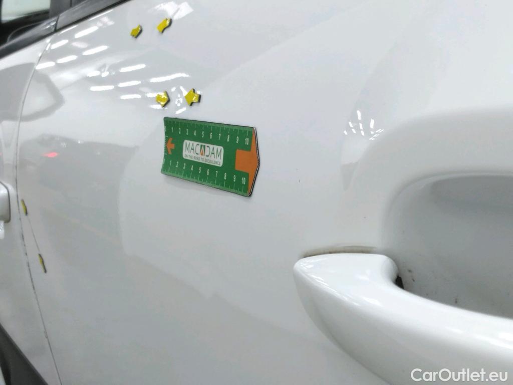  Citroen  C3  Société Feel 1.5 BlueHDI 100CV BVM5 E6dT #19