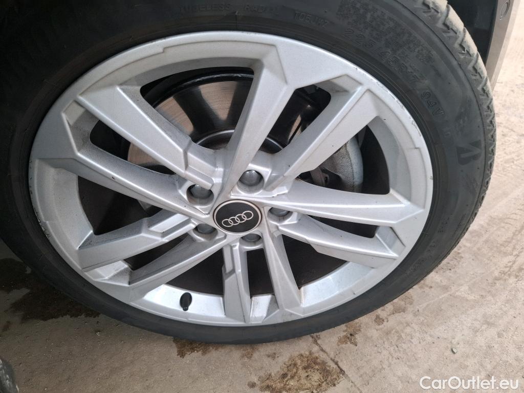  Audi  A3 AUDI  Sportback / 2020 / 5P / Berline 40 TFSI e 204 S Tronic Business Line #51