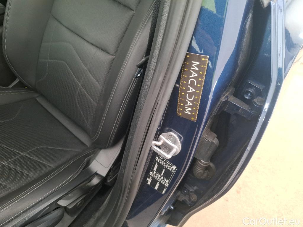  Bmw  2 Tourer BMW Série 2 Active Tourer / 2021 / 5P / monospace 220i 170ch Business Design DKG7 #56