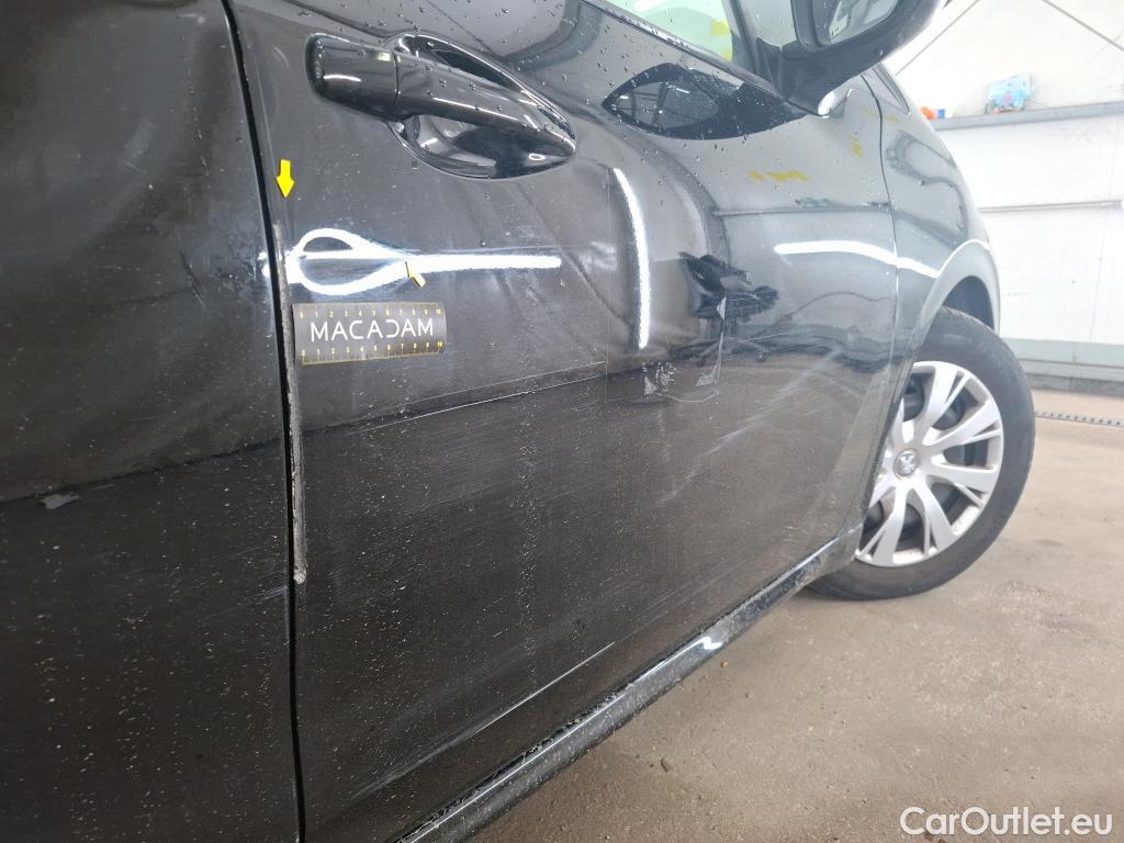  Peugeot  208  Affaire Premium Pack 1.6 HDi 75CV BVM5 E6 #2