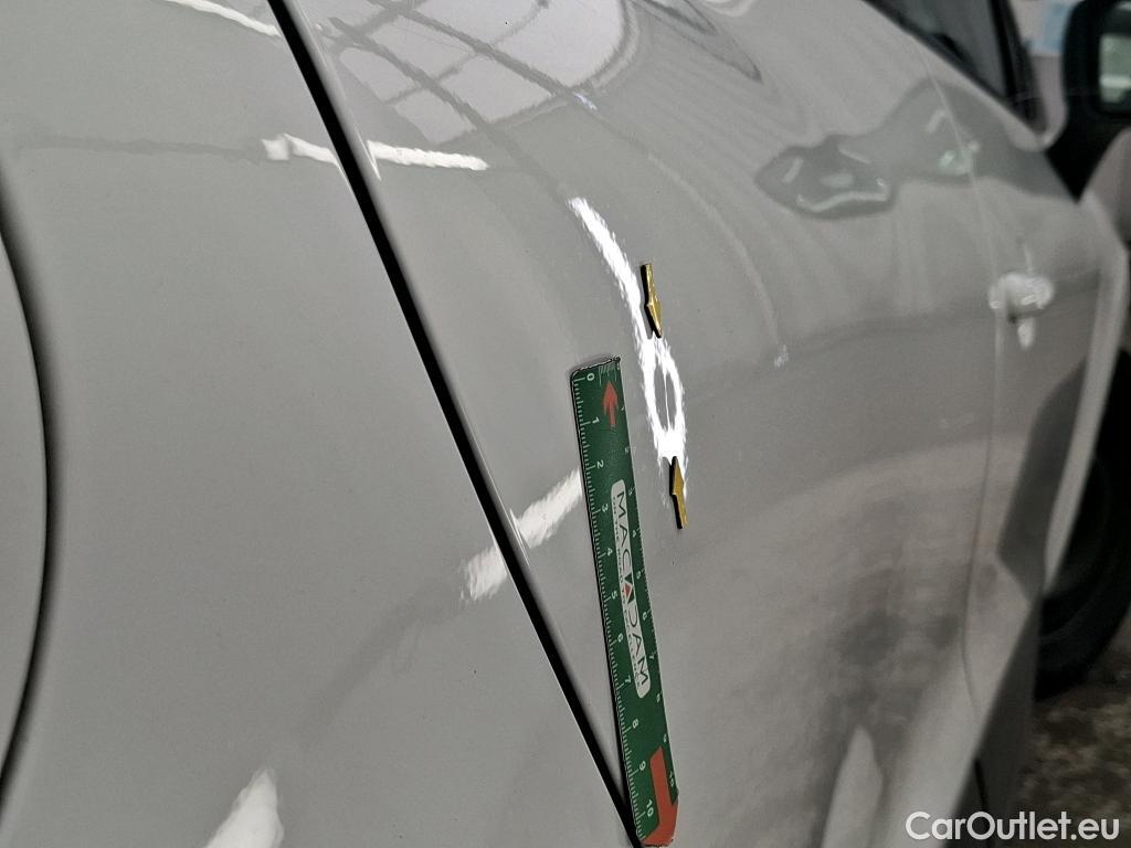  Renault  Clio  IV Air MediaNav 1.5 dCi 90CV BVM5 E6 #7