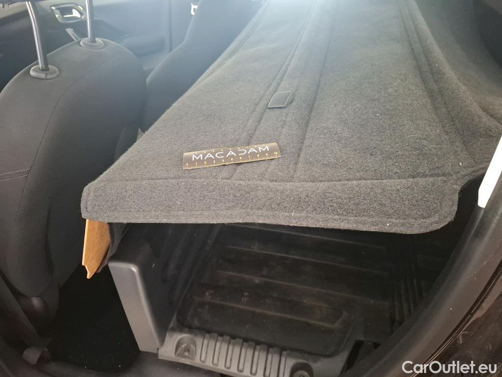  Peugeot  208  Affaire Premium Pack 1.6 HDi 75CV BVM5 E6 #48