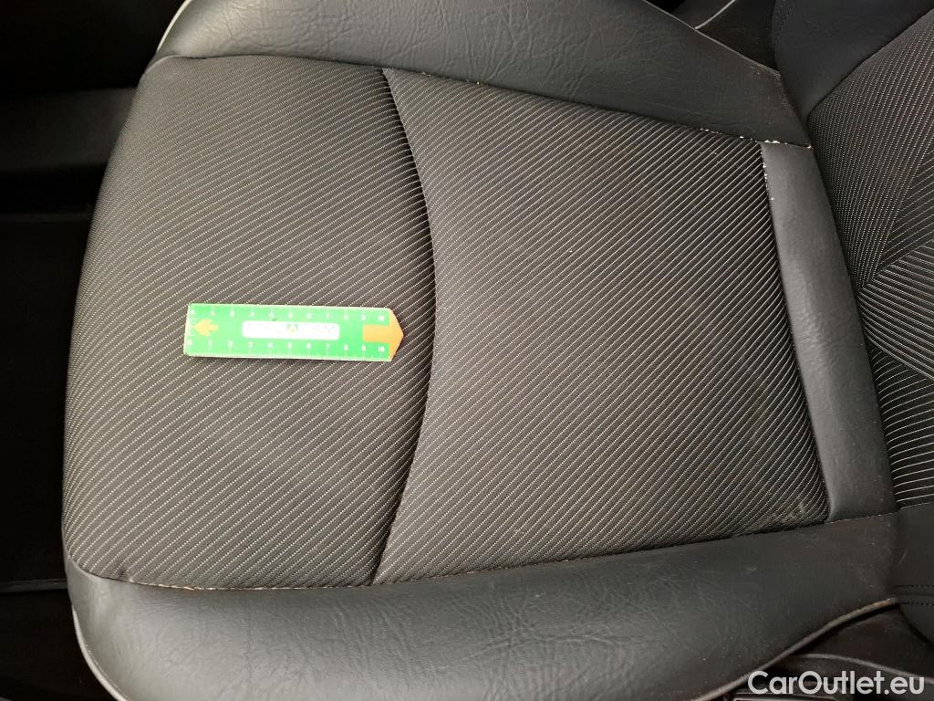  Fiat  500 FIAT X / 2018 / 5P / SUV 1.0 FFly T T3 120ch Cross #27