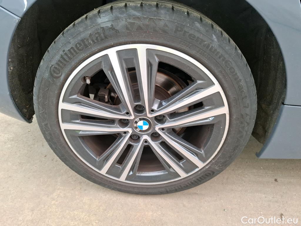  Bmw  Serie 1 BMW Série 1 / 2019 / 5P / Berline 1.5 118I DKG7 Business Design #16