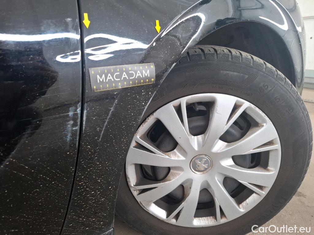  Peugeot  208  Affaire Premium Pack 1.6 HDi 75CV BVM5 E6 #8