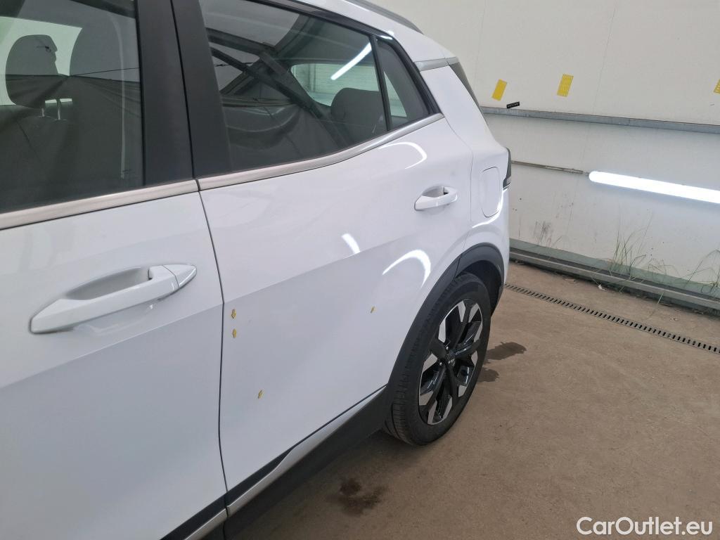  KIA  Sportage KIA  / 2021 / 5P / SUV 1.6 T-GDI 265 PHEV AUTO 4WD ACTIVE #6