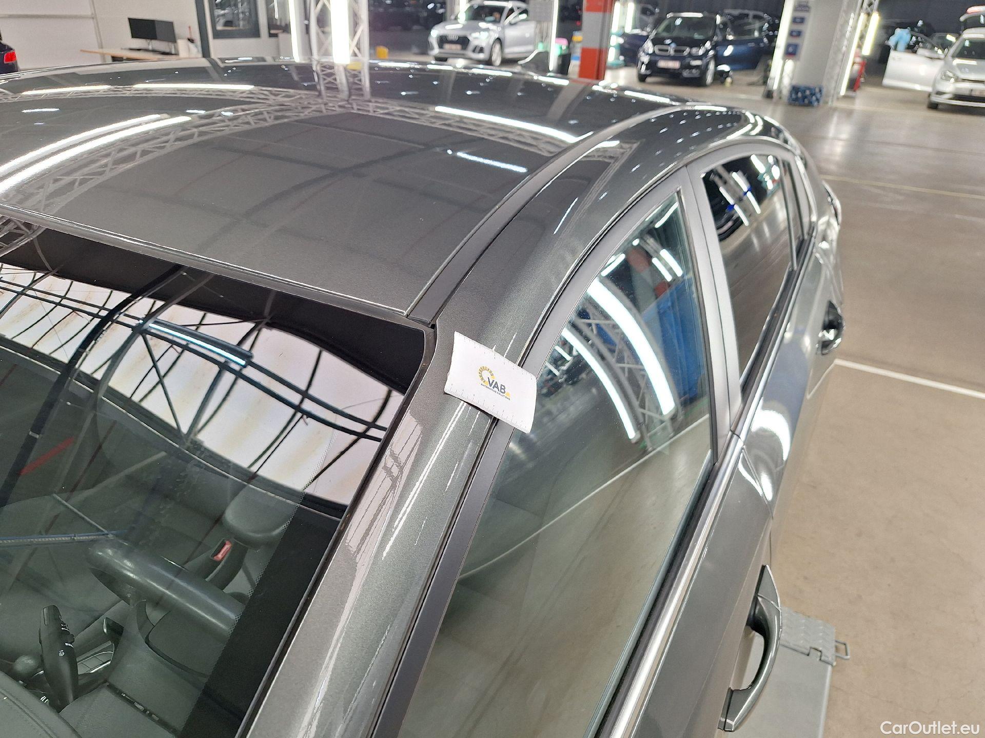  Hyundai   Ioniq Hyundai, FL'19, Hyundai 1.6 GDi ISG DCT Hybride Feel 5d #50
