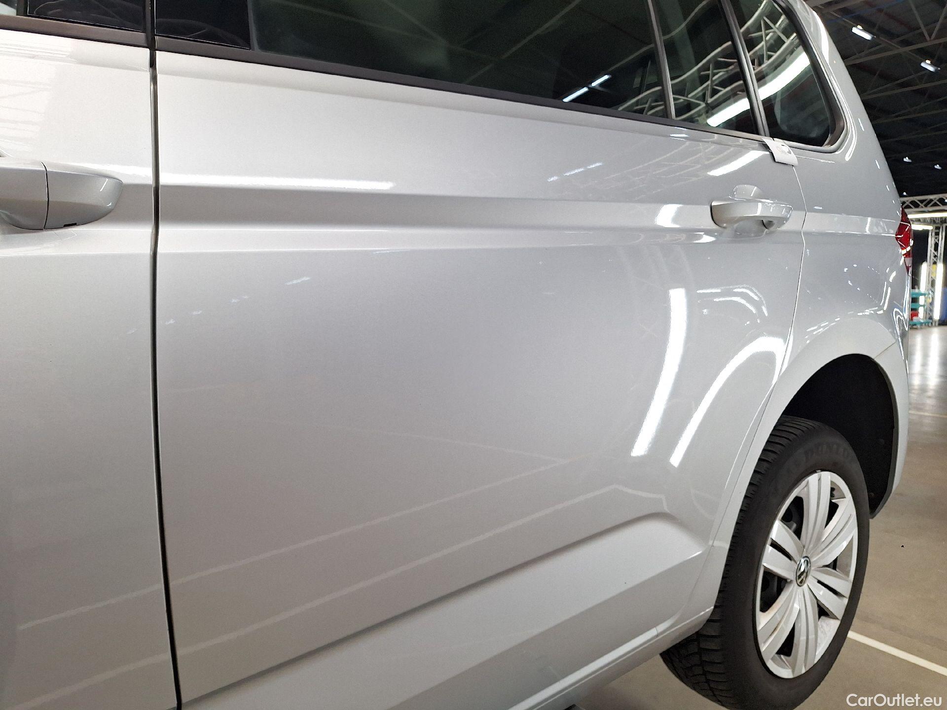  Volkswagen  Touran VW,  '15, Volkswagen  2.0 TDi 90kW Trendline 5d 7pl #22