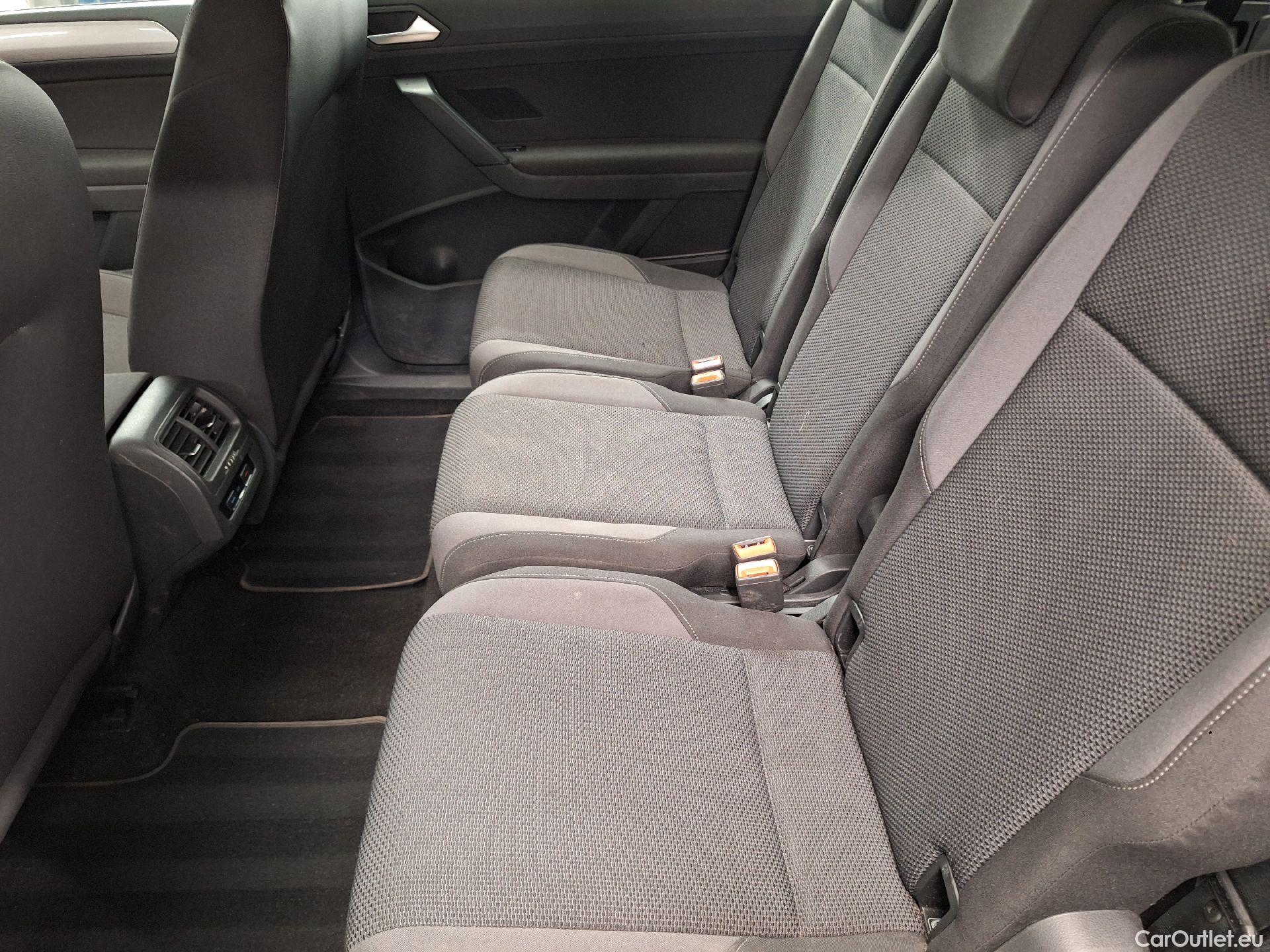  Volkswagen  Touran VW,  '15, Volkswagen  2.0 TDi 90kW Trendline 5d 7pl #12