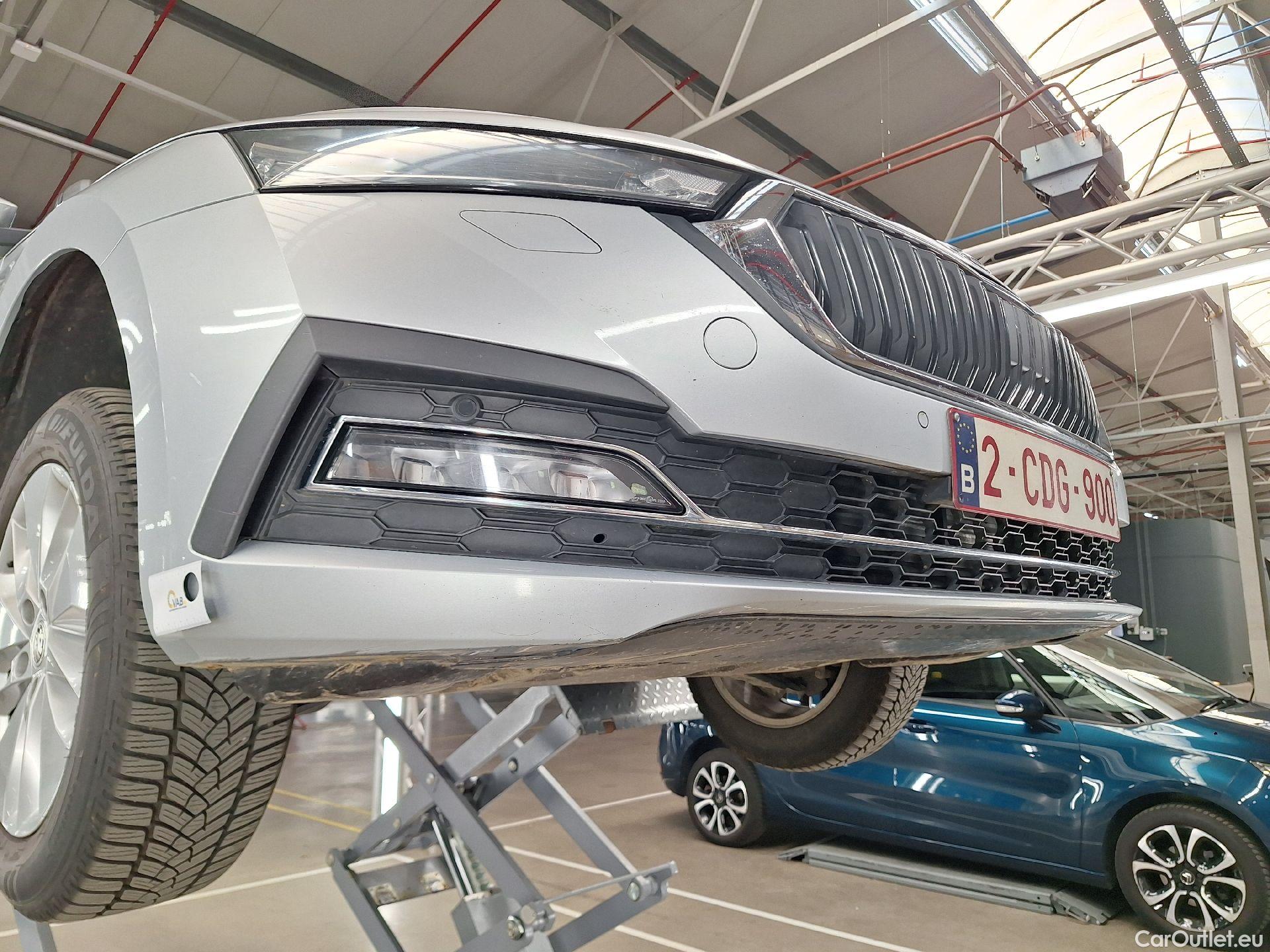  Skoda  Octavia Skoda,  Combi '20, Skoda  Combi 2.0 CRTDI 85kW Clever 5d #49