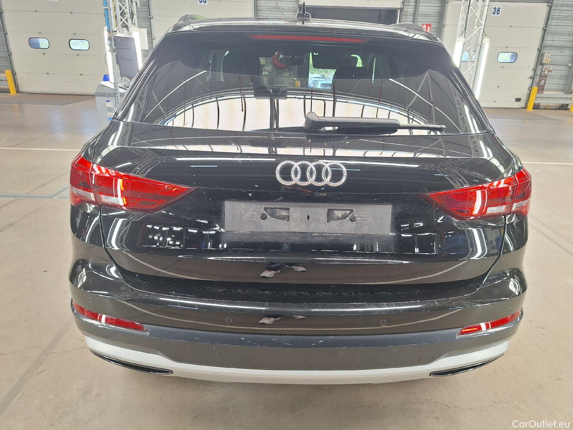  Audi  Q3 Audi,  '18, Audi  35 TFSI S tronic Advanced 5d #13