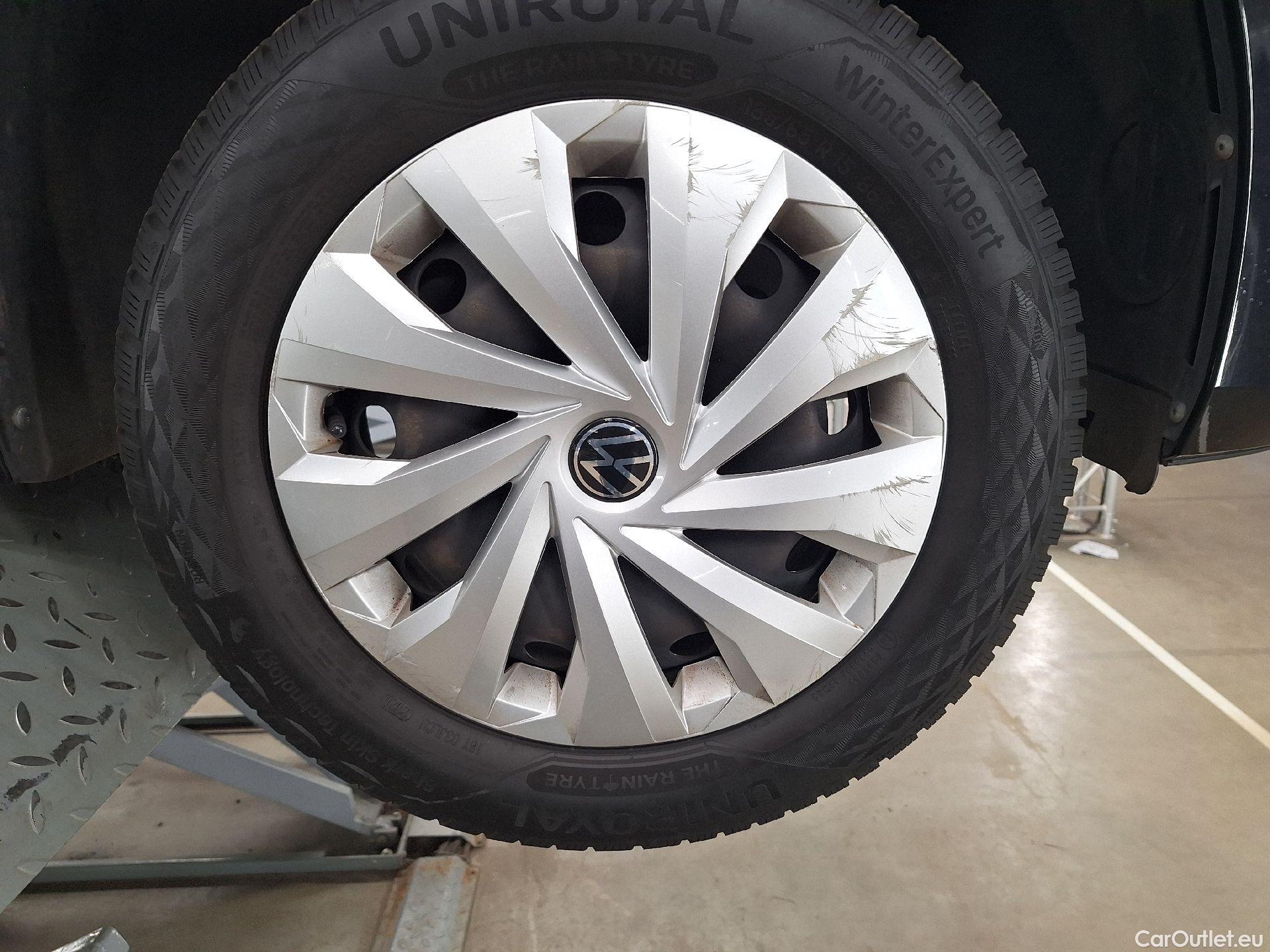 Volkswagen  Polo VW,  '17, Volkswagen  1.0 TSI Comfortline DSG 5d #37